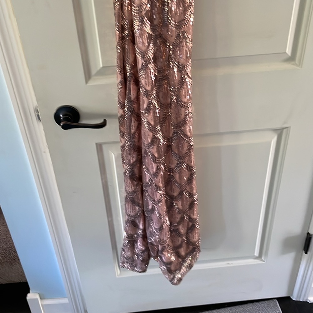 Morgan & Co. Rose Gold Sequin Size 3/4 NWT - Picture 4 of 9